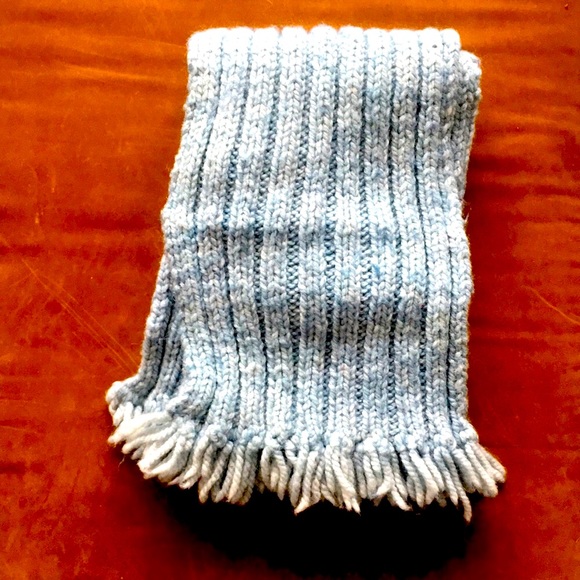 NWOT: Hand Knit Scarf Baby Blue - UNISEX - Picture 4 of 7